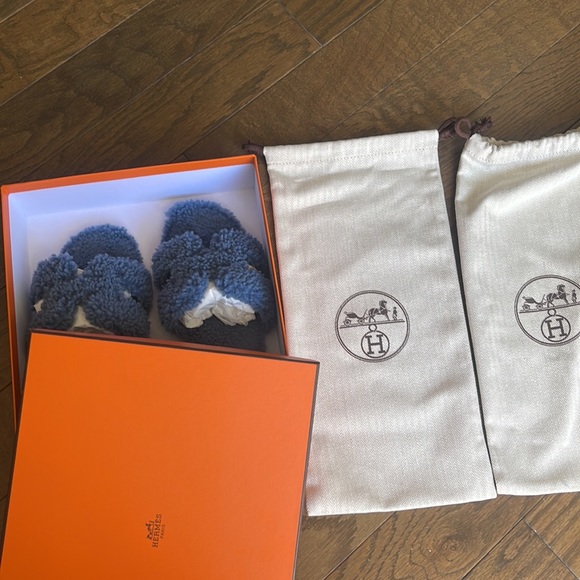 Hermes Shearing Oran Slide - Picture 7 of 7